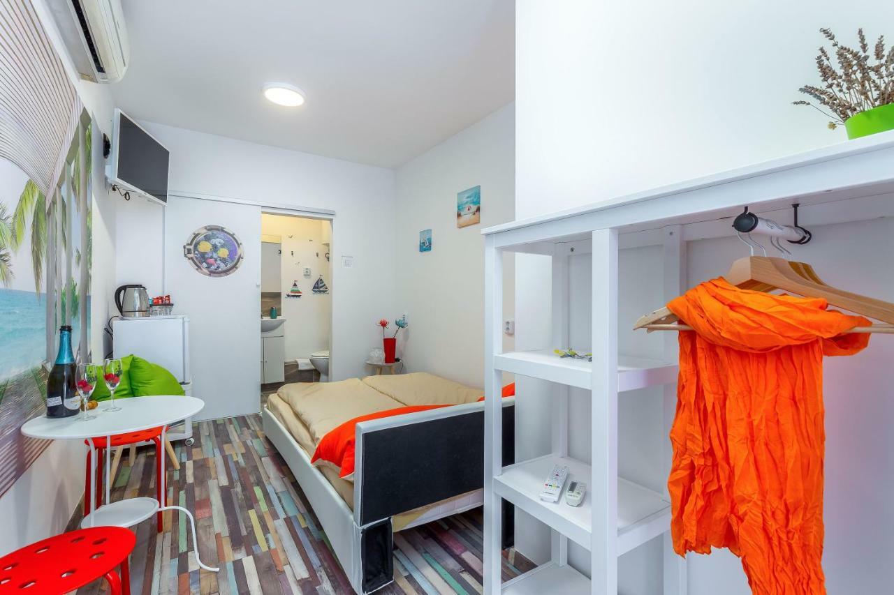 Center Rooms With Terrace Rijeka Exterior photo